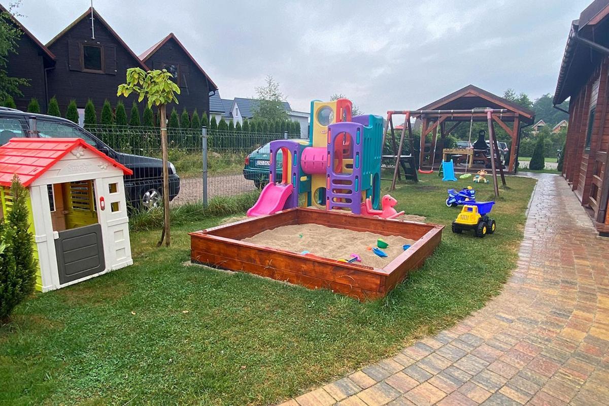 Domki Letniskowe Sloneczna Zatoka Sarbinowo Exterior foto